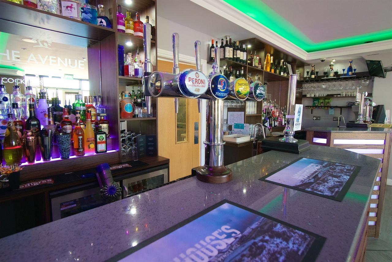The Avenue Hotel Ltd Clitheroe Bagian luar foto